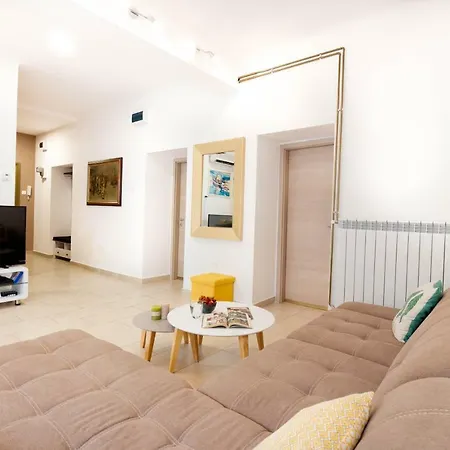 Apartment Heart Of - Modern And Cozy 75m2, 5th Floor *
