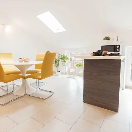 Heart Of - Modern And Cozy 75m2, 5th Floor Apartment