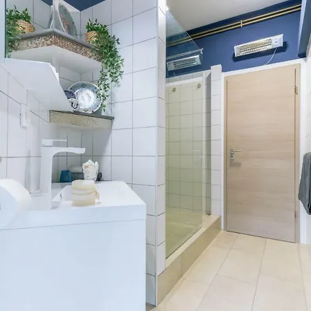 Apartment Heart Of - Modern And Cozy 75m2, 5th Floor *