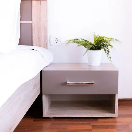 Heart Of - Modern And Cozy 75m2, 5th Floor Apartment
