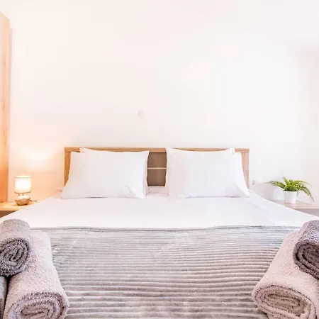 Heart Of - Modern And Cozy 75m2, 5th Floor Apartment Rijeka